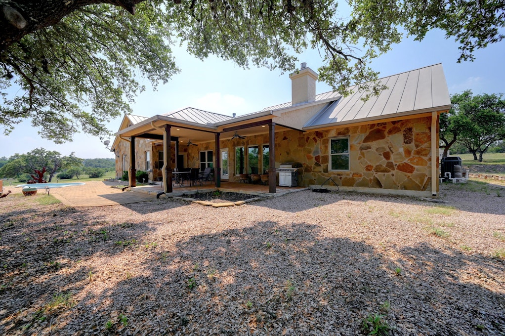 300 Ann\'s way, Blanco, TX 78606, Presented by Robby Robinson, All City